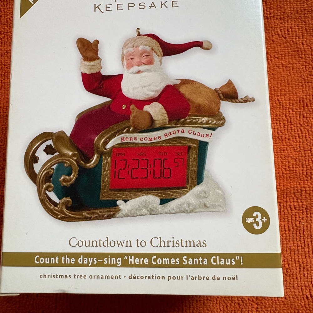 NIB 2012 Hallmark Keepsake Santa Sleigh Countdown Ornament - Red and Gold